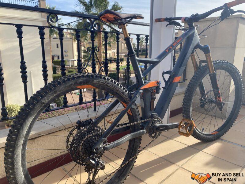 Cube stereo 140 carbon mountain bike