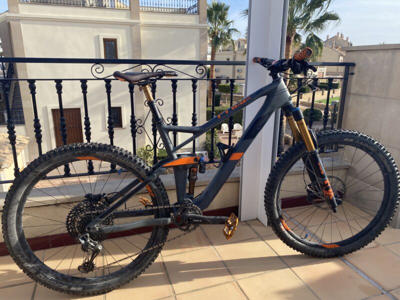 Cube stereo 140 carbon mountain bike