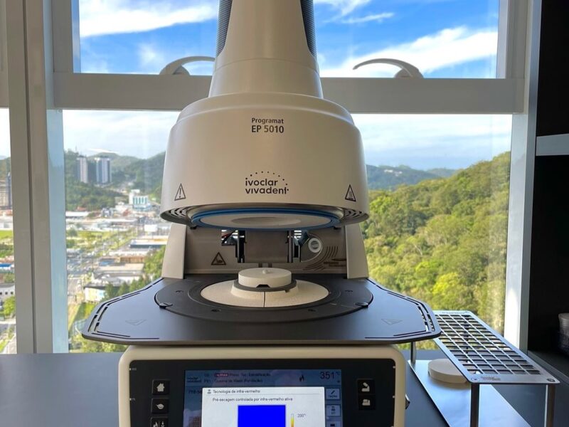Programat Ivoclar EP 5010 G2 Dental Press Furnace And Vacuum Pump