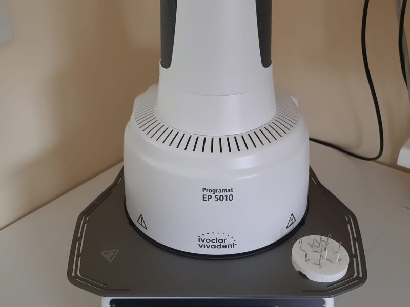 Programat Ivoclar EP 5010 G2 Dental Press Furnace And Vacuum Pump