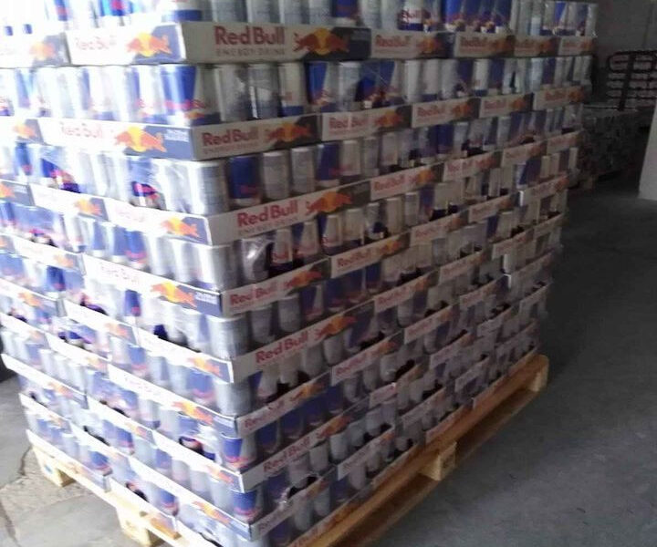 Bebidas: Redbull, Fanta y Coca-Cola